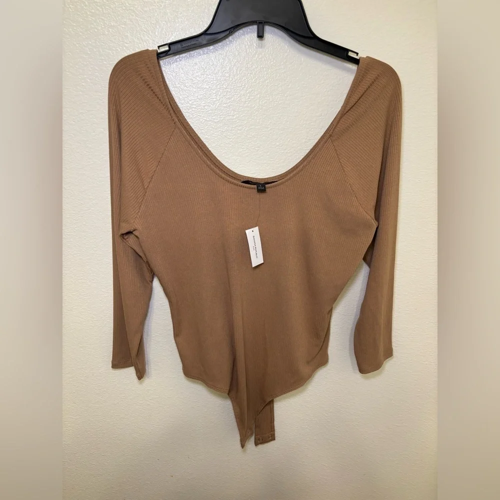 Banana Republic tan Long Sleeve Bodysuit - Picture 1 of 4